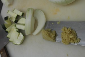 Slice vegetables, garlic and ginger.