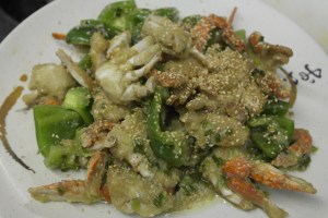 Plate and finish with sesame seeds.