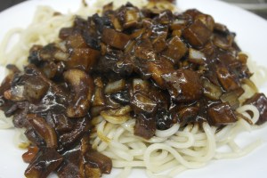 Pour over cooked noodles.