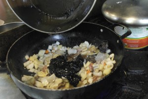 Add bean paste mixture.