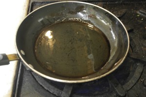 1/4 cup of vegetable oil 